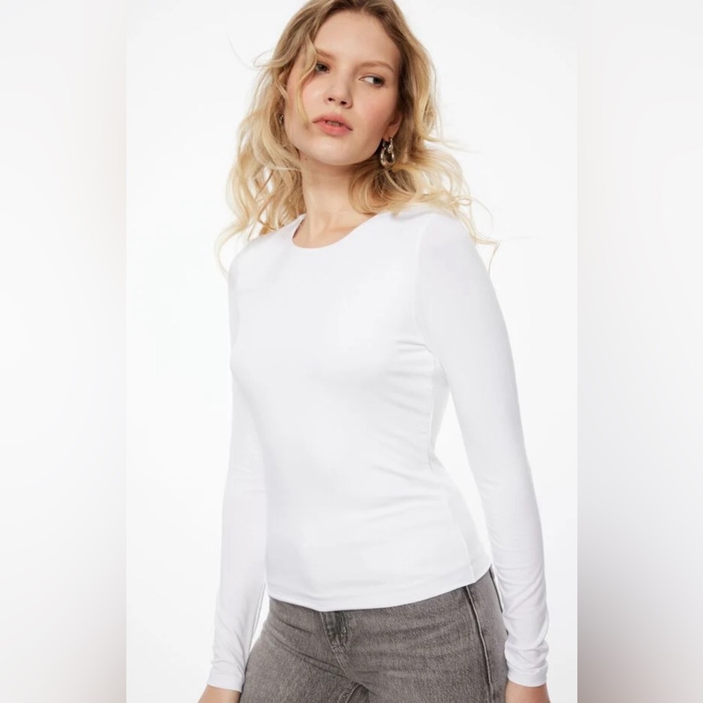 Dynamite Kyla Long Sleeve T Shirt Size Medium